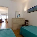 Girafa Mit Blick Auf Wasser By Interhome